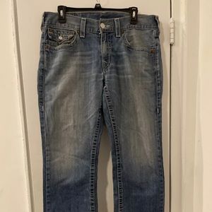 Used men’s True Religion jeans 33 waist x 30 Length